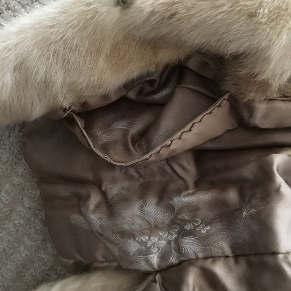 **FALL SALE** Vintage Mink Jacket - Picture 8 of 9